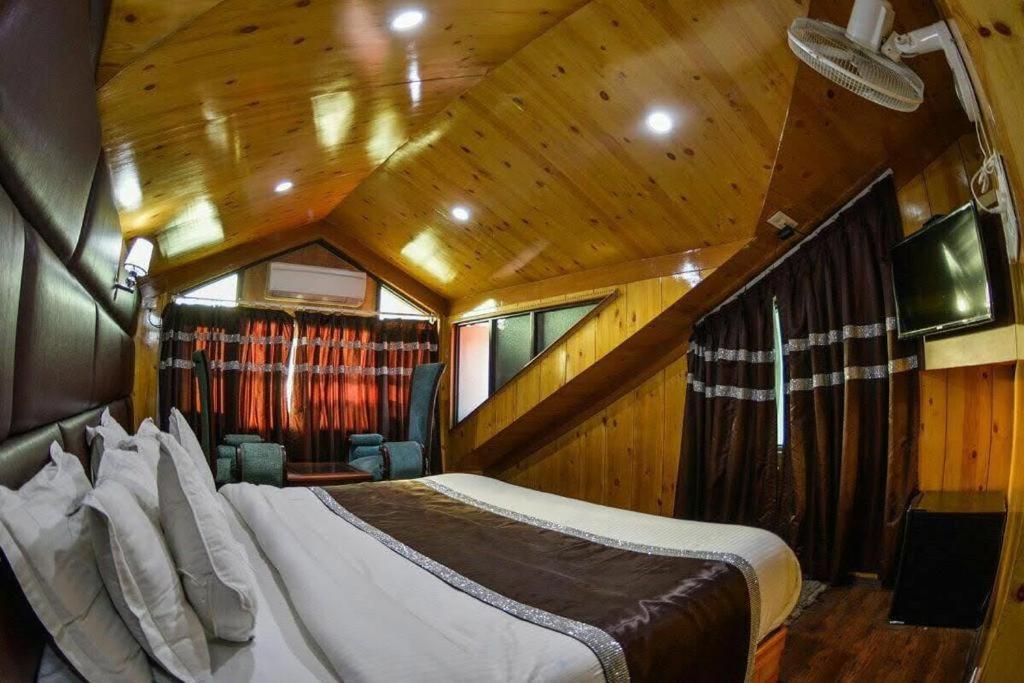 Vella Marina Group Of Hotels Helen Bagian luar foto