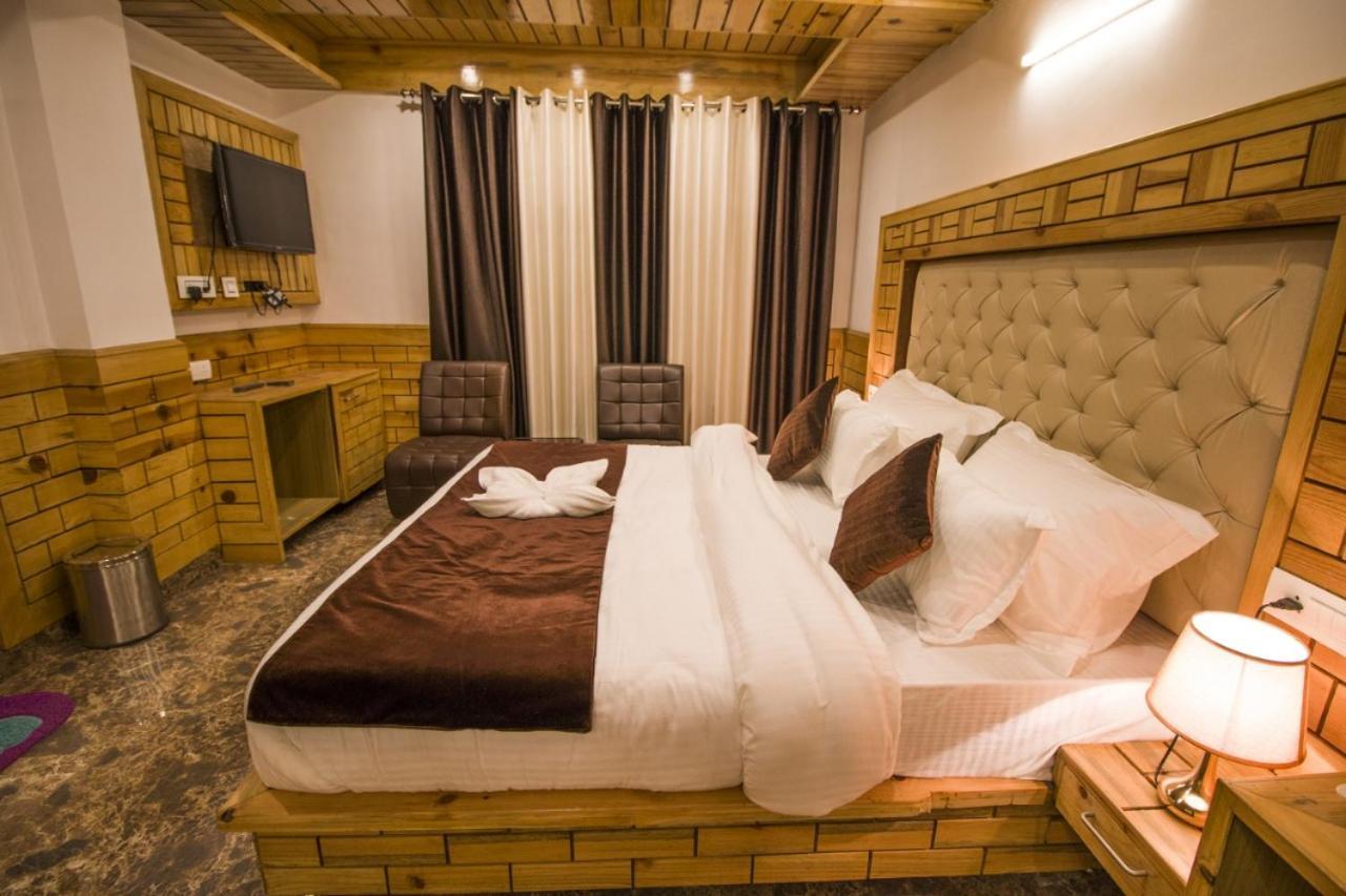 Vella Marina Group Of Hotels Helen Bagian luar foto
